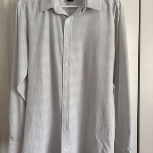 Mizzen + Main White Blue pattern Shirt